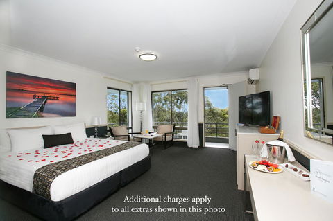 BEST WESTERN PLUS Apollo Hotel Newcastle - Palm Beach Accommodation 16