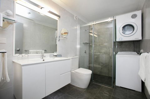 BEST WESTERN PLUS Apollo Hotel Newcastle - Palm Beach Accommodation 19