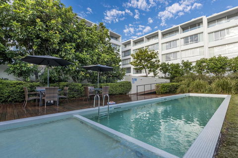 Oaks Nelson Bay Lure Suites - Palm Beach Accommodation 10