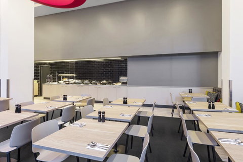 Travelodge Hotel Sydney Airport - Palm Beach Accommodation 27