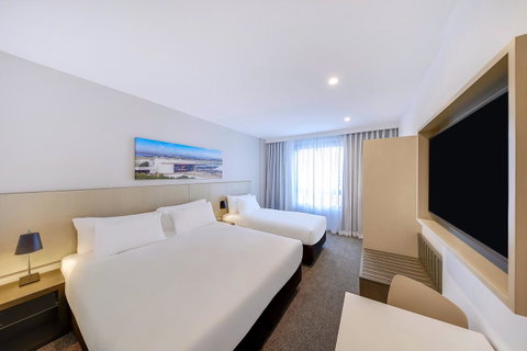 Travelodge Hotel Sydney Airport - Palm Beach Accommodation 5