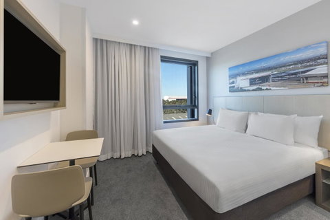 Travelodge Hotel Sydney Airport - Palm Beach Accommodation 24