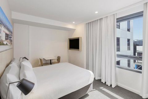 Travelodge Hotel Sydney Airport - Palm Beach Accommodation 14