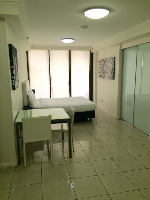 Fiori Apartments - Palm Beach Accommodation 14