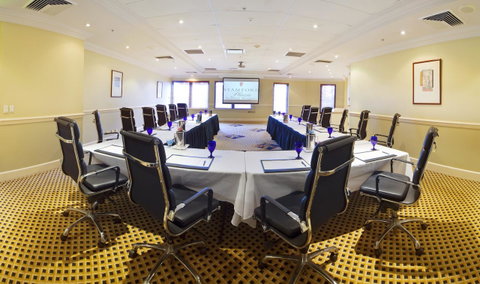 Stamford Plaza Sydney Airport Hotel & Conference Centre - Palm Beach Accommodation 25