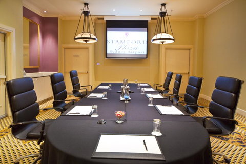 Stamford Plaza Sydney Airport Hotel & Conference Centre - Palm Beach Accommodation 26