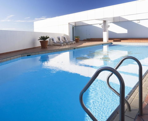 Stamford Plaza Sydney Airport Hotel & Conference Centre - Palm Beach Accommodation 2