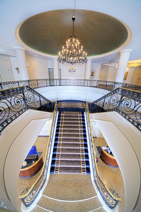 Stamford Plaza Sydney Airport Hotel & Conference Centre - Palm Beach Accommodation 10
