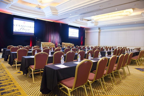 Stamford Plaza Sydney Airport Hotel & Conference Centre - Palm Beach Accommodation 23