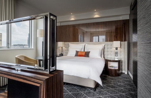 Swissotel Sydney - Palm Beach Accommodation 1