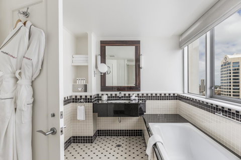 Swissotel Sydney - Palm Beach Accommodation 35