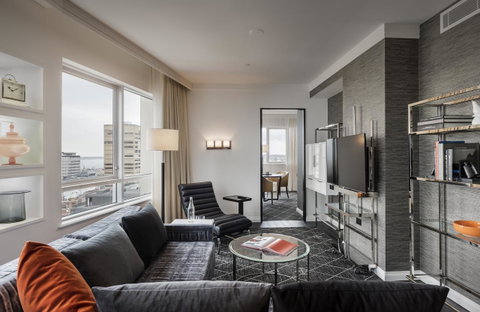 Swissotel Sydney - Palm Beach Accommodation 26