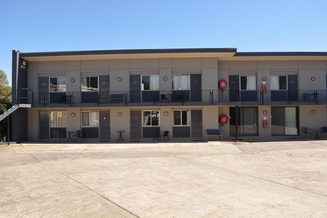 Palm Beach Accommodation