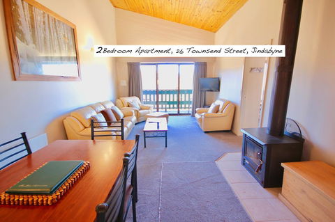 Full Circle Apartments - Palm Beach Accommodation 26