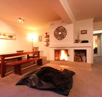 Full Circle Apartments - Palm Beach Accommodation