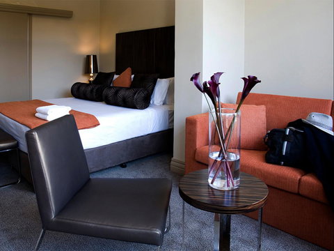 The Bayswater Sydney - Palm Beach Accommodation 2