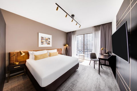 Vibe Hotel Sydney - Palm Beach Accommodation 1