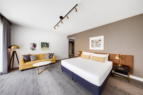 Vibe Hotel Sydney - Palm Beach Accommodation 4