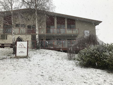 Yuki Inn Jindabyne - Palm Beach Accommodation 1