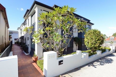 Avoca Randwick By Sydney Lodges - Palm Beach Accommodation 0