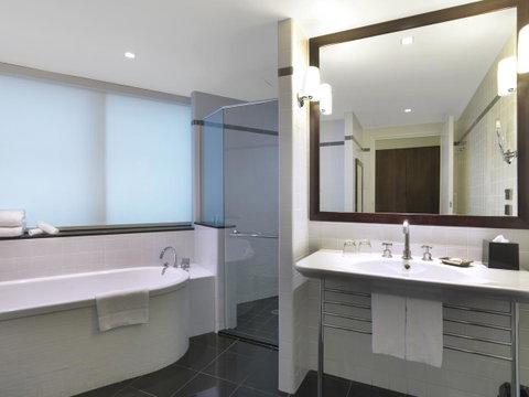 Amora Hotel Jamison Sydney - Palm Beach Accommodation 36