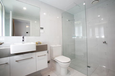 The Lucky Hotel - Palm Beach Accommodation 30