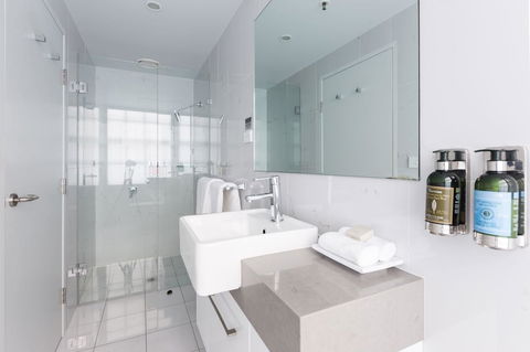 The Lucky Hotel - Palm Beach Accommodation 4