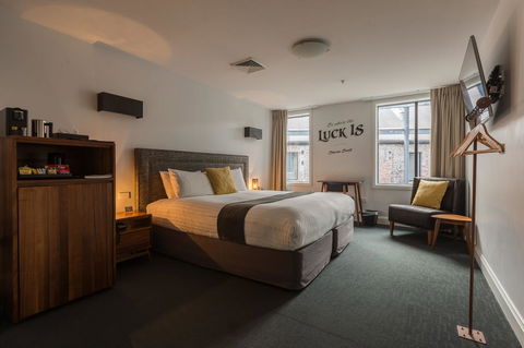 The Lucky Hotel - Palm Beach Accommodation 35