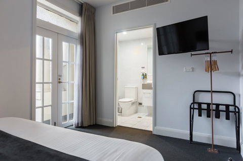 The Lucky Hotel - Palm Beach Accommodation 26