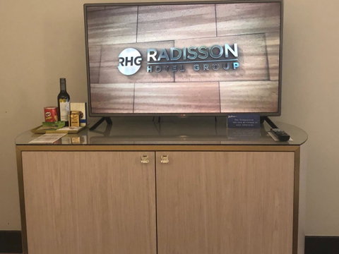 Radisson Blu Plaza Hotel Sydney - Palm Beach Accommodation 41