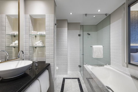 Radisson Blu Plaza Hotel Sydney - Palm Beach Accommodation 27