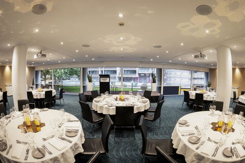 Novotel Sydney Darling Square - Palm Beach Accommodation 23