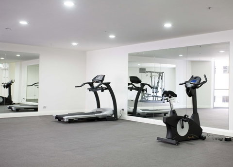APX World Square - Palm Beach Accommodation 13