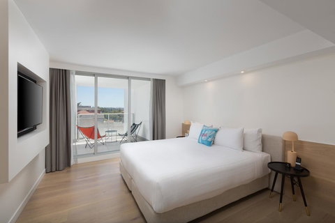 QT Bondi - Palm Beach Accommodation 10