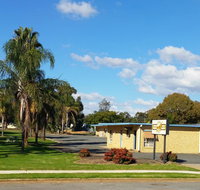 Temora Motel - Palm Beach Accommodation