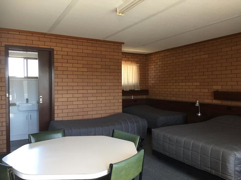 Deniliquin Motel - Palm Beach Accommodation 13