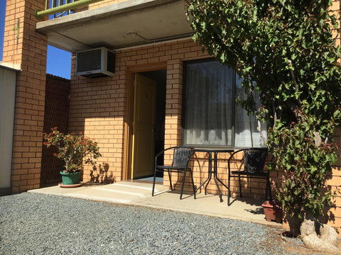 Deniliquin Motel - Palm Beach Accommodation 4