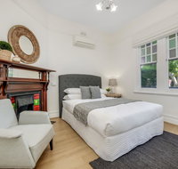 Large terrace in Sydneys lower North Shore - Palm Beach Accommodation