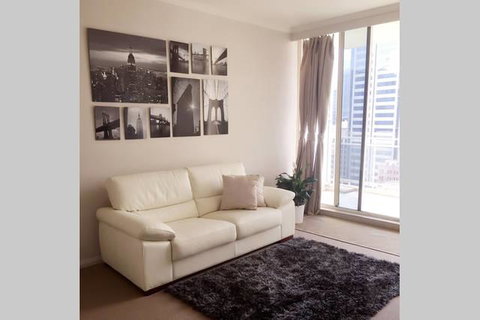 Kent CBD Apartment - Palm Beach Accommodation 5
