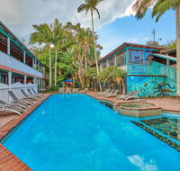Arts Factory Lodge - Palm Beach Accommodation