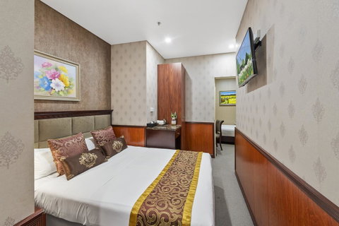 YEHS Hotel Sydney CBD - Palm Beach Accommodation 19