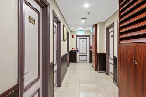 YEHS Hotel Sydney CBD - Palm Beach Accommodation 13
