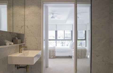 Brand New One Bedroom Apartment In Bondi Junction - Palm Beach Accommodation 6