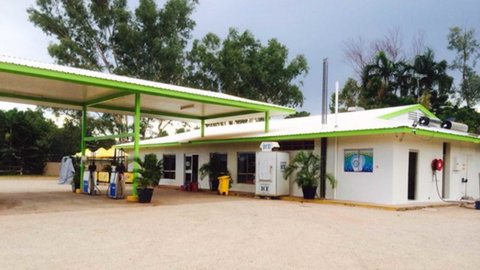 Mataranka Roadhouse - Palm Beach Accommodation 1