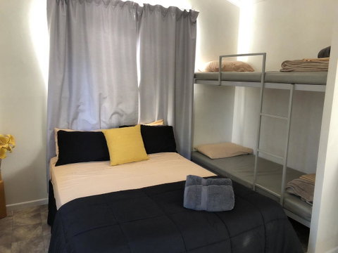 Mataranka Roadhouse - Palm Beach Accommodation 9