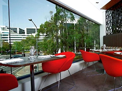 Novotel Canberra - Palm Beach Accommodation 14