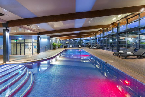 Novotel Canberra - Palm Beach Accommodation 3