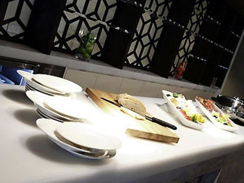 Novotel Canberra - Palm Beach Accommodation 30