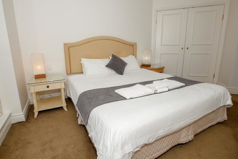 Bond 1603 - Palm Beach Accommodation 3