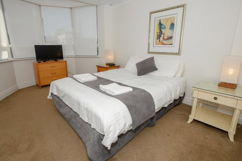 Bond 1603 - Palm Beach Accommodation 2